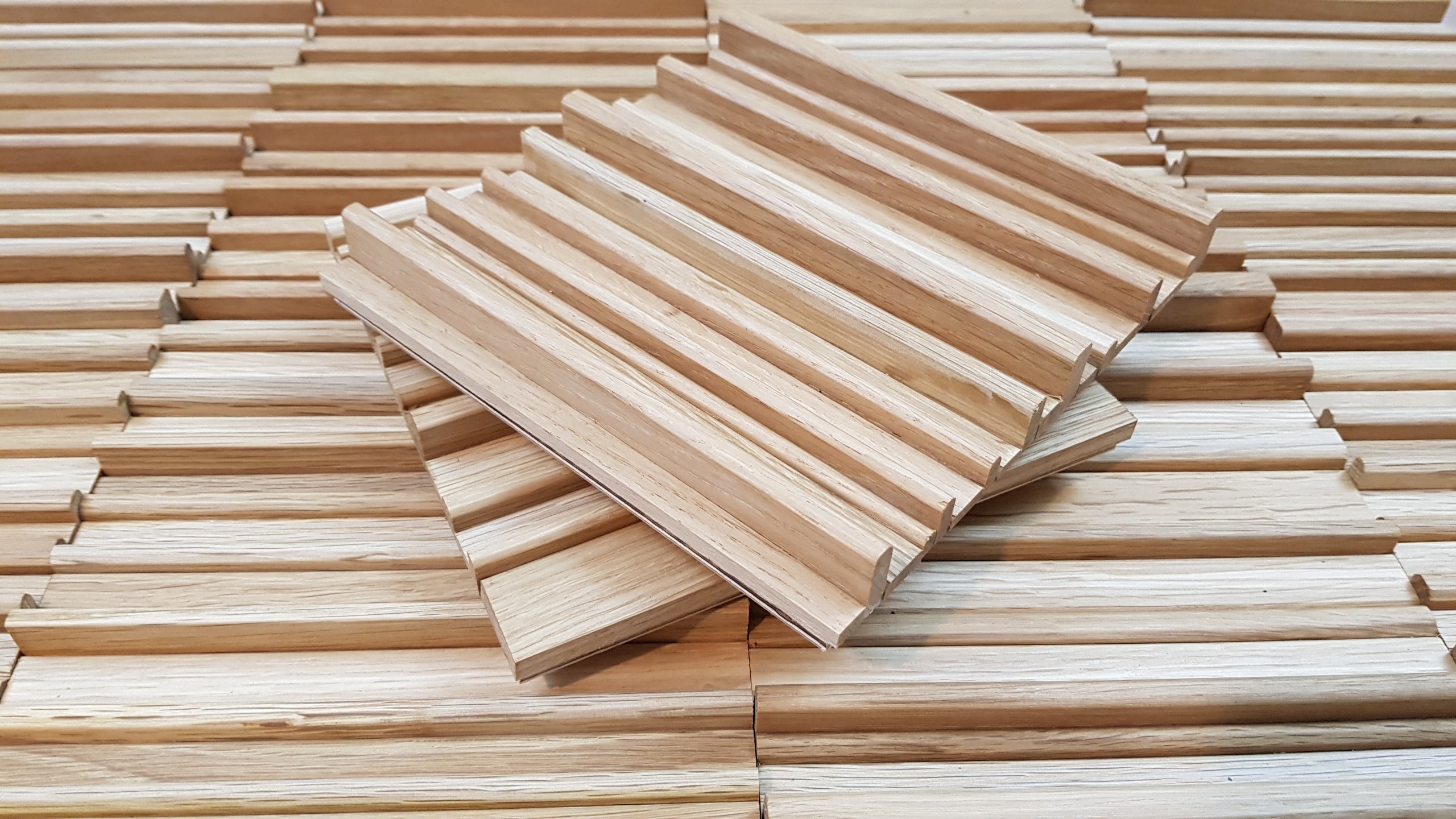 acoustic wall panel in oak - for high tones