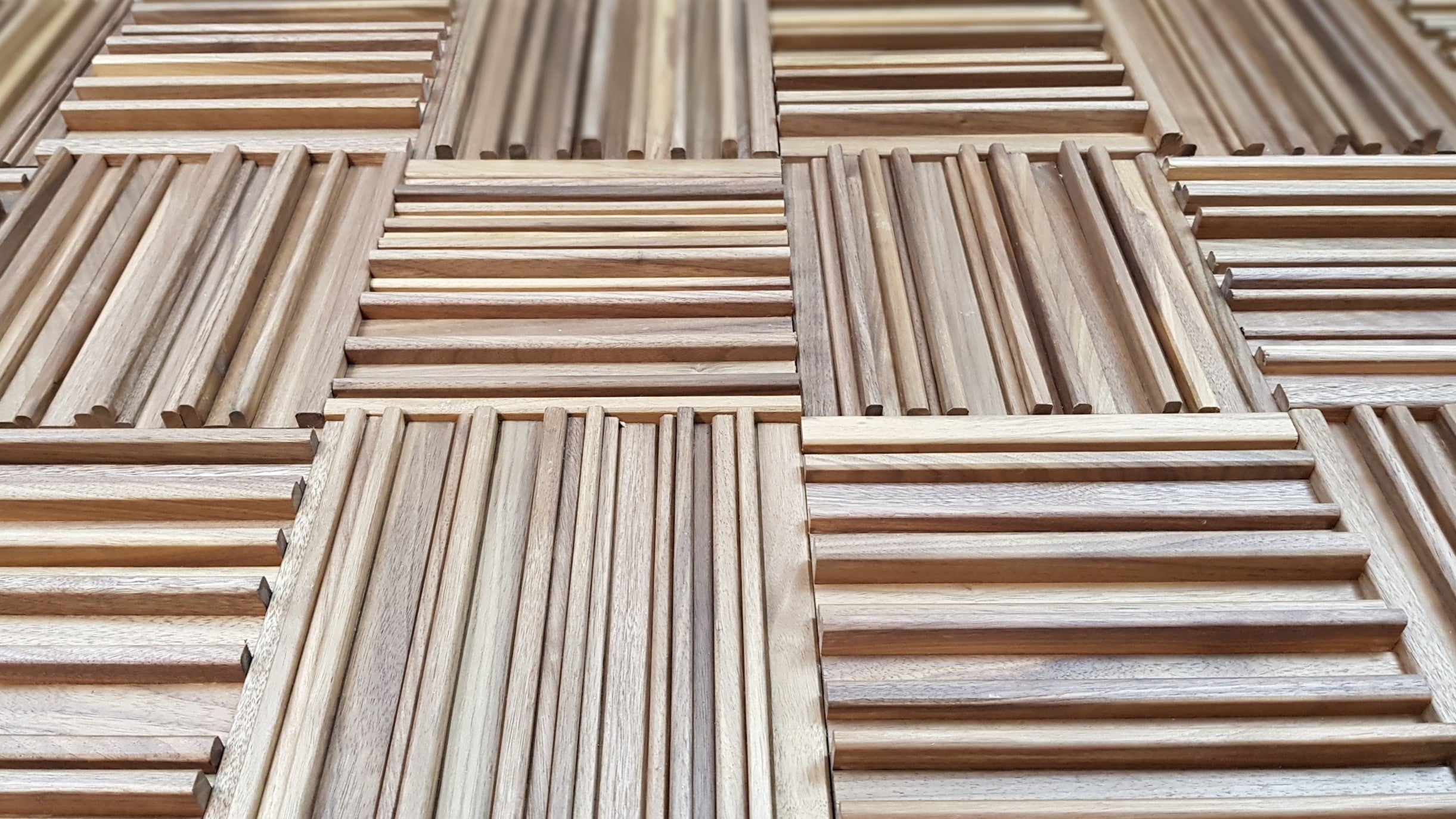 Walnut diffuser panel